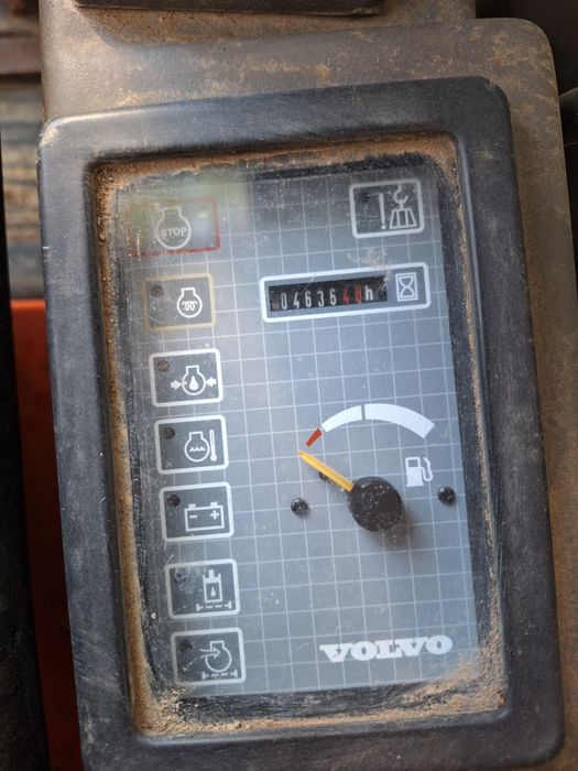 Мини багер Volvo