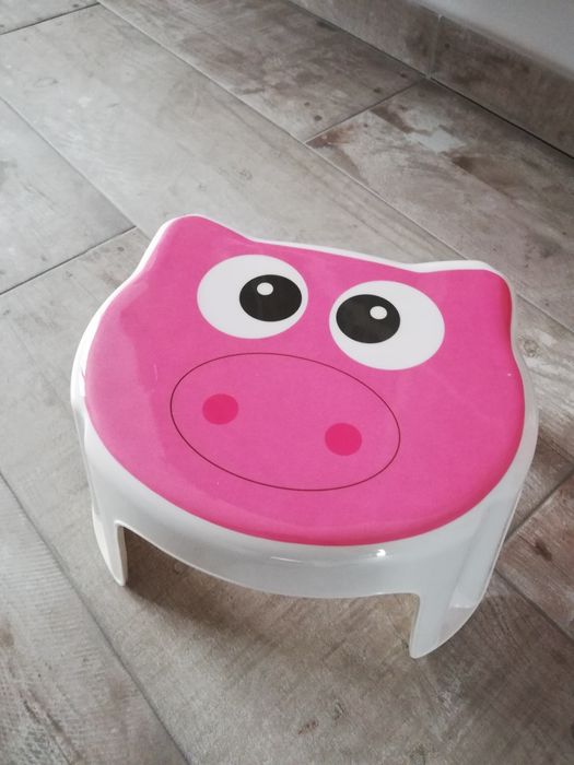 Scaun înălțător baie din melamina înălțime 18 cm.