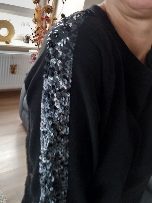 Bluzita foarte eleganta