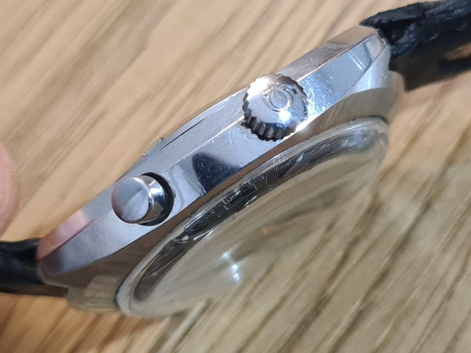 Ceas Vintage Omega Genève Chronostop Date Ref. 146.009 (Anul 1969)
