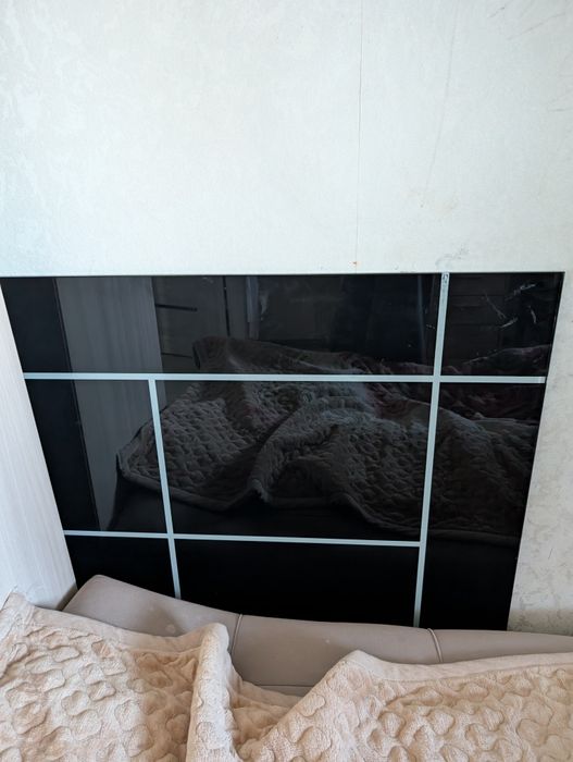 Стол с ножками и столешницой