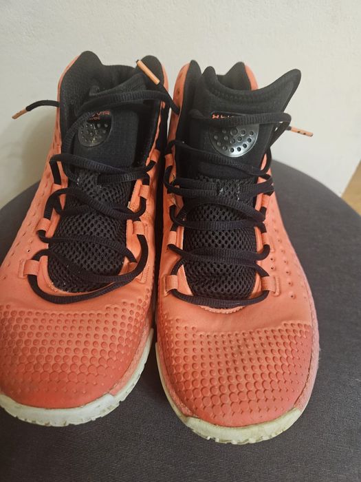 Vând adidasi  originali