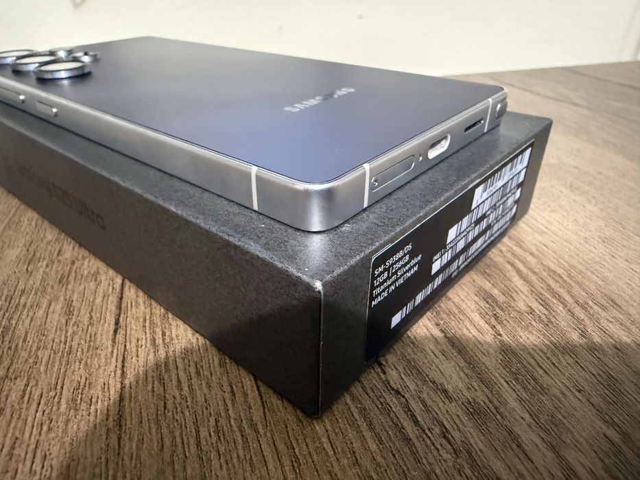Vand Samsung 25 ultra