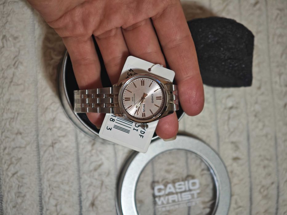 Дамски часовник casio