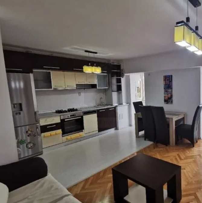 Дава се под наем Тристаен апартамент в Пловдив, Съдийски - 88 кв.м за 265.2 € - Снимка #1