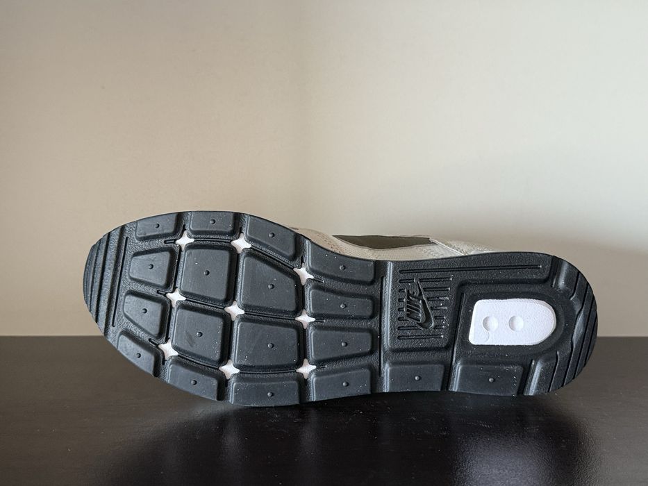 Nike Venture Runner 41номер 26см Стелка Нови с Кутия