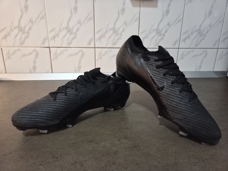 Vand ghete de fotbal ptofesionale Nike Mercurial Vapor 16 Pro FG in stare impecabila