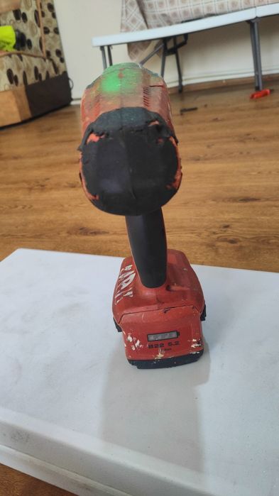 Cheie de impact cu cuplu mare de 22V de la hilti