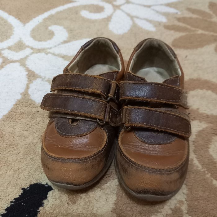 Кроссовки детские