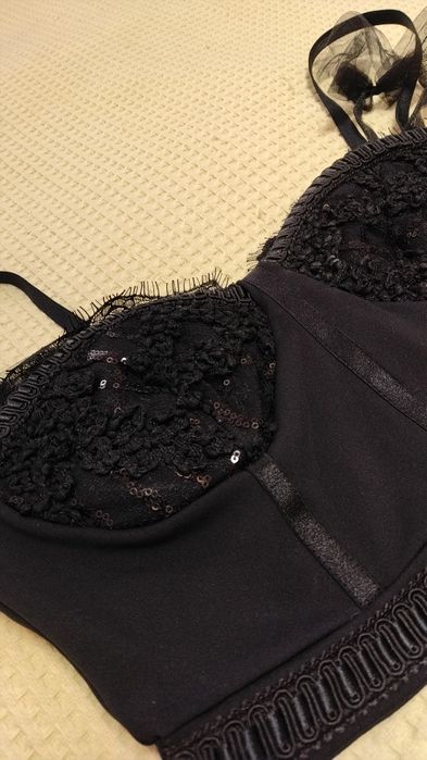 Топ Alessa черен