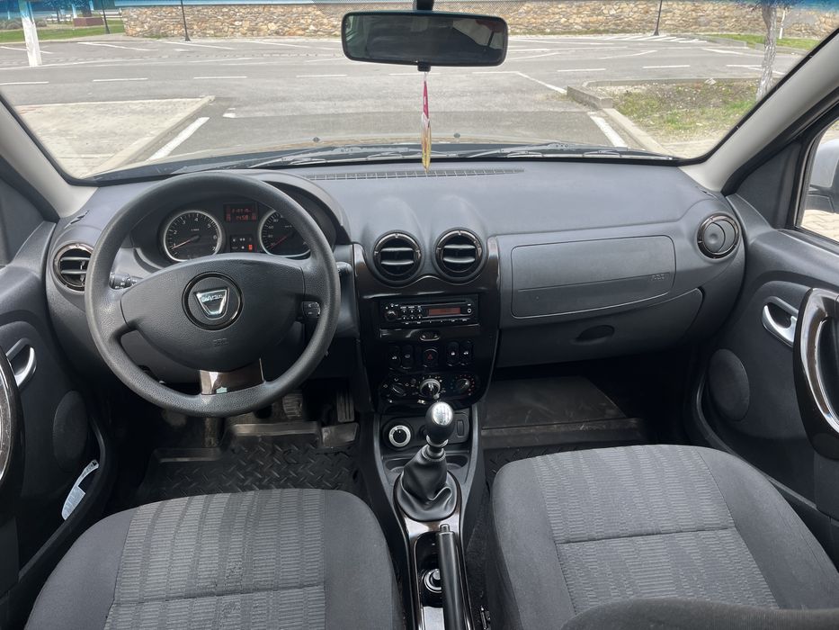 Dacia Duster 4x4 an 2012 eur 5 motor 1.5 dissel 110 cp