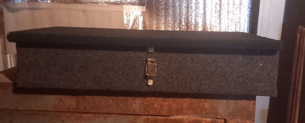 Ящик для хранения инструментов