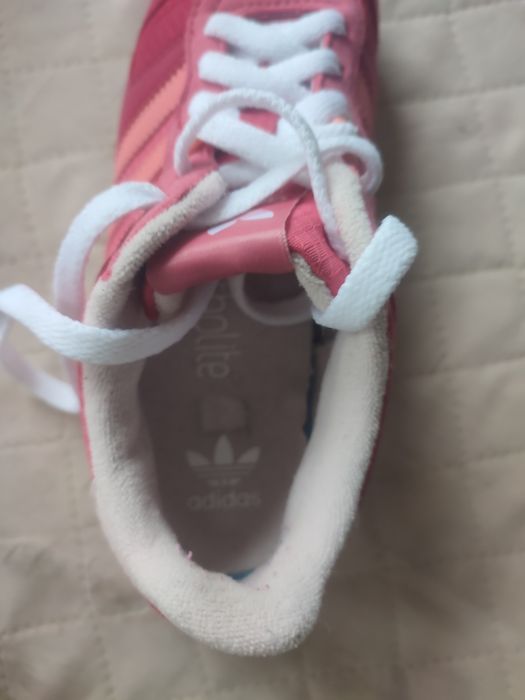 Кроссовки Adidas 35,5-36
