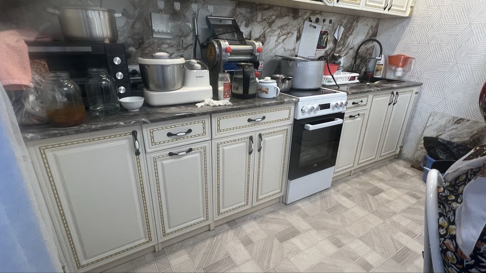 Куханный гарнитур