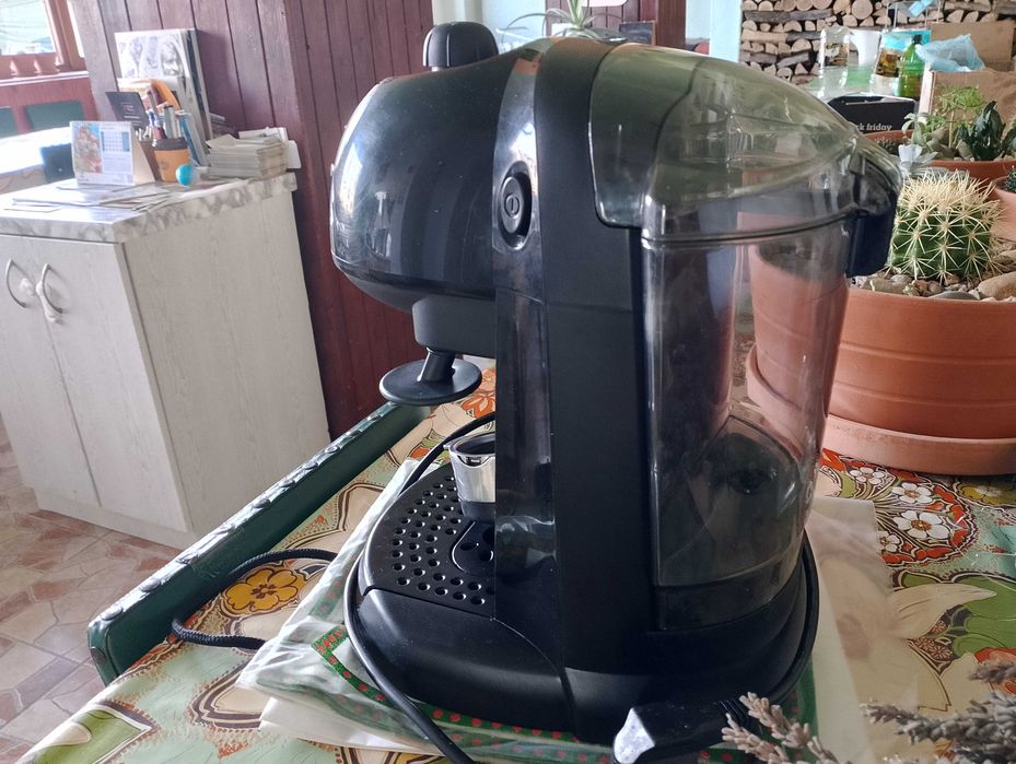 Кафемашина DeLonghi