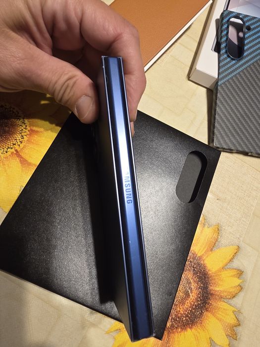 Samsung Galaxy Z Fold 6 256GB Гаранция