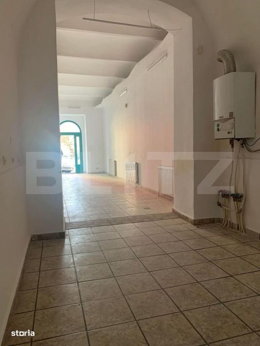 Spatiu comercial de 60 mp, pozitionat strategic in zona centrala