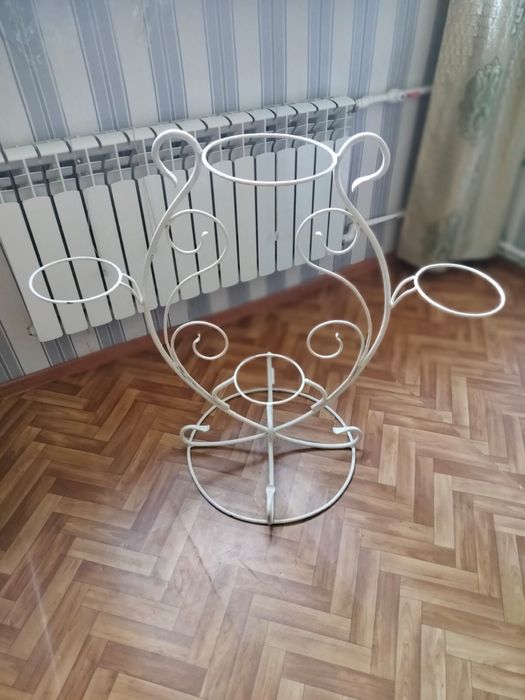 Подставки для цветов