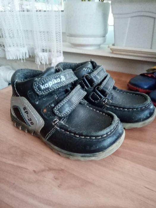 Обувь детская для мальчика. Почти даром!