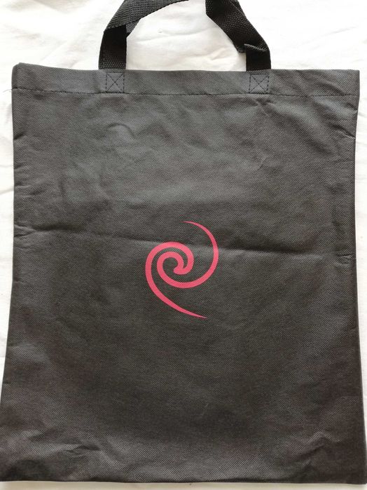 Продам оригинальное поло Pierre Cardin