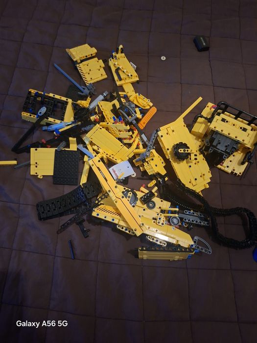 Vand lego tehnic buldozer