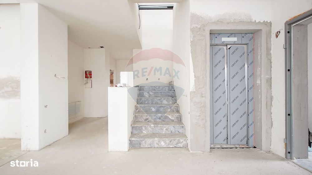 Penthouse de lux cu rooftop și lift privat I Elegant House Brașov
