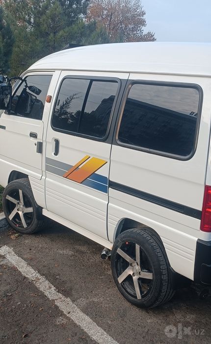 Parok.  Damas o'rta eshik uchun parok