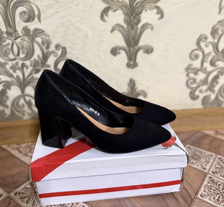 Туфли 7000 раз36