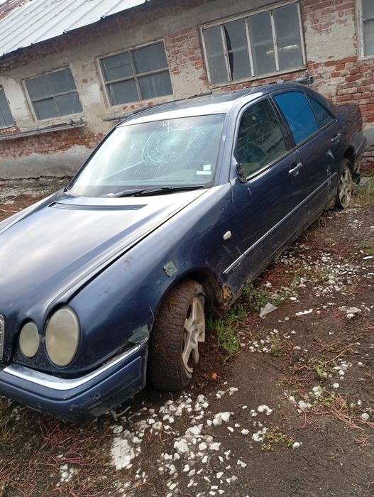 Mercedes Benz W210 2.2 CDI - НА ЧАСТИ