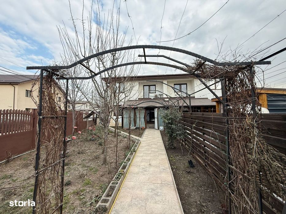 Vila tip Duplex , gata de mutat!