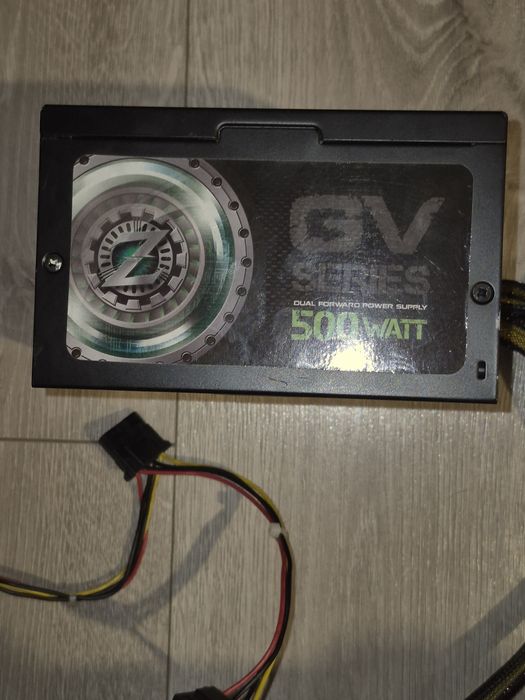 Sursă PC 500W 80+ Bronze, stare bună.