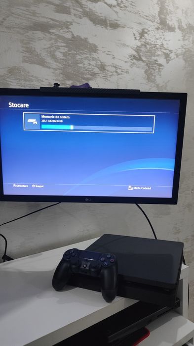 PlayStation 4 (Ps4) 1Tb + controller