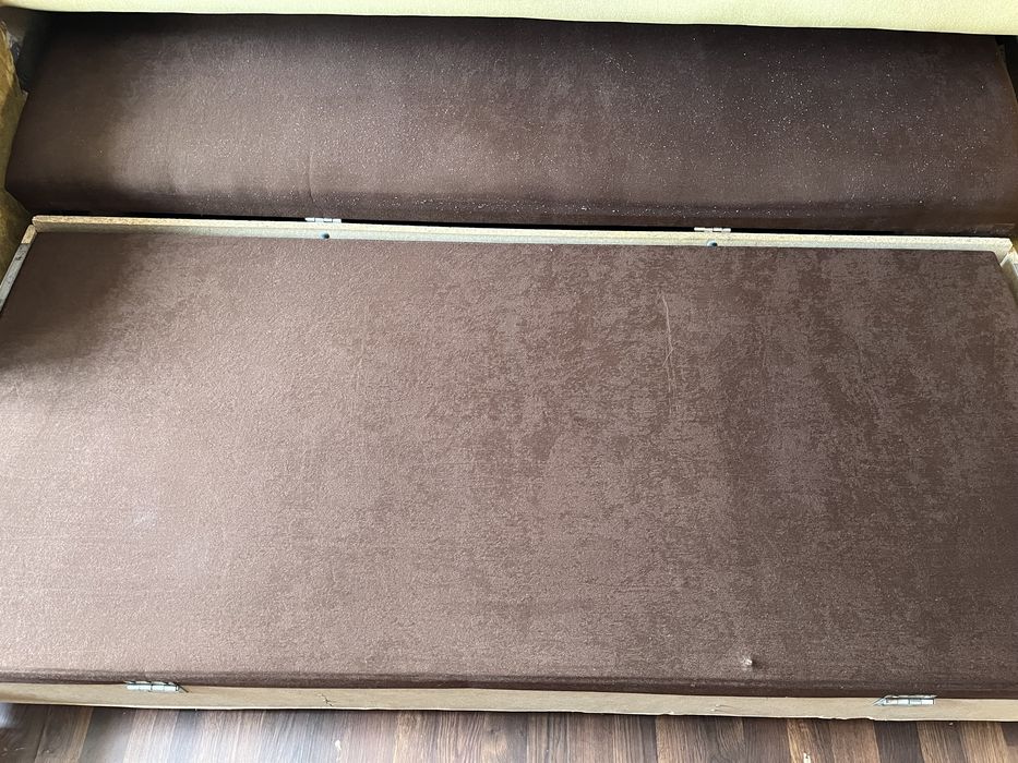 Vând Canapea Extensibilă