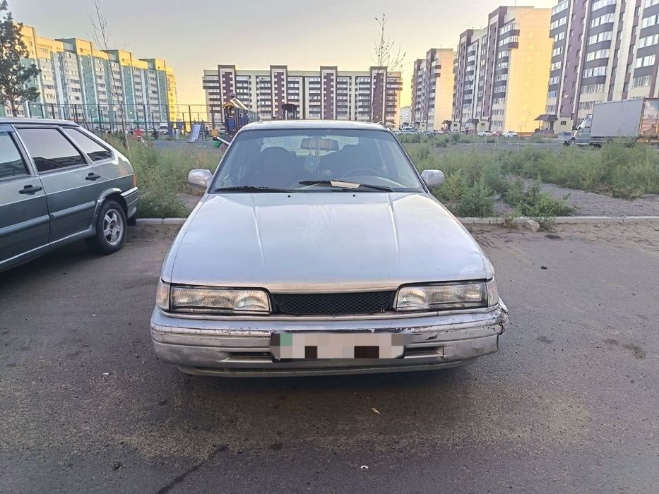 Мазда 626GD 1989 года