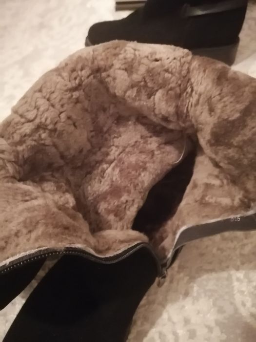 Продаю сапоги зимние.