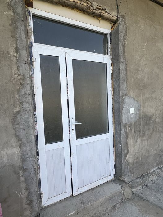 akfa eshik alumindan qilingan !!