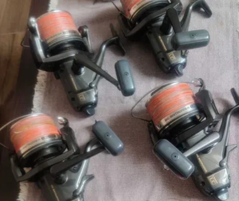 Set 4 Mulinete Shimano Big Baitrunner Long Cast (BBLC)