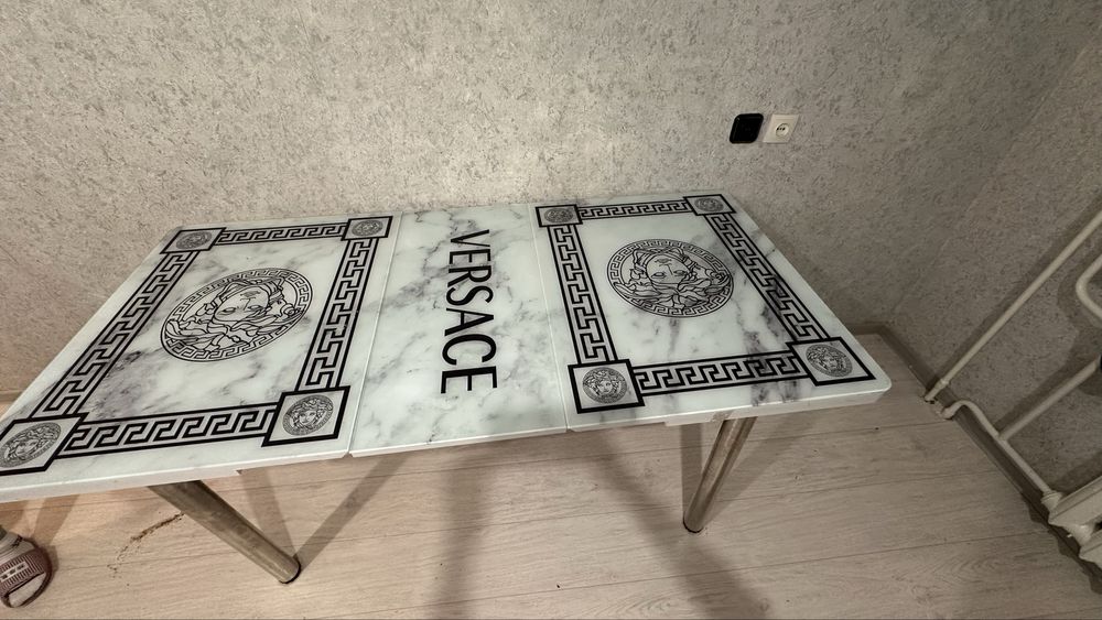 Стол для кухни 30000 тг