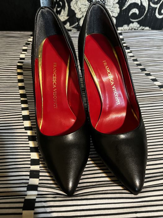 Дамски обувки.Нови!!!38 номер