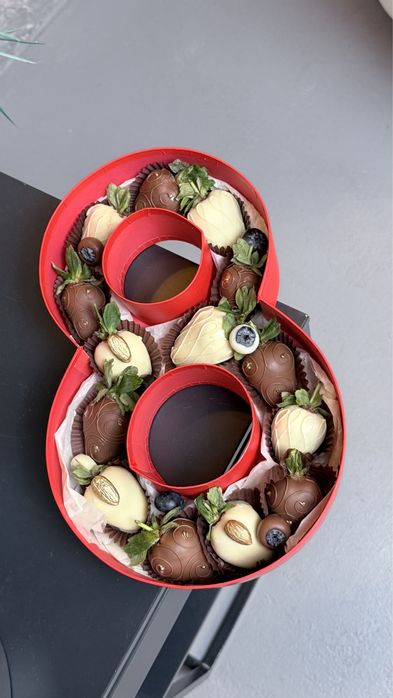 Клубника в шоколаде талгарский район