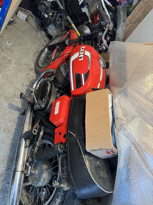 Продавам два броя Cz 350