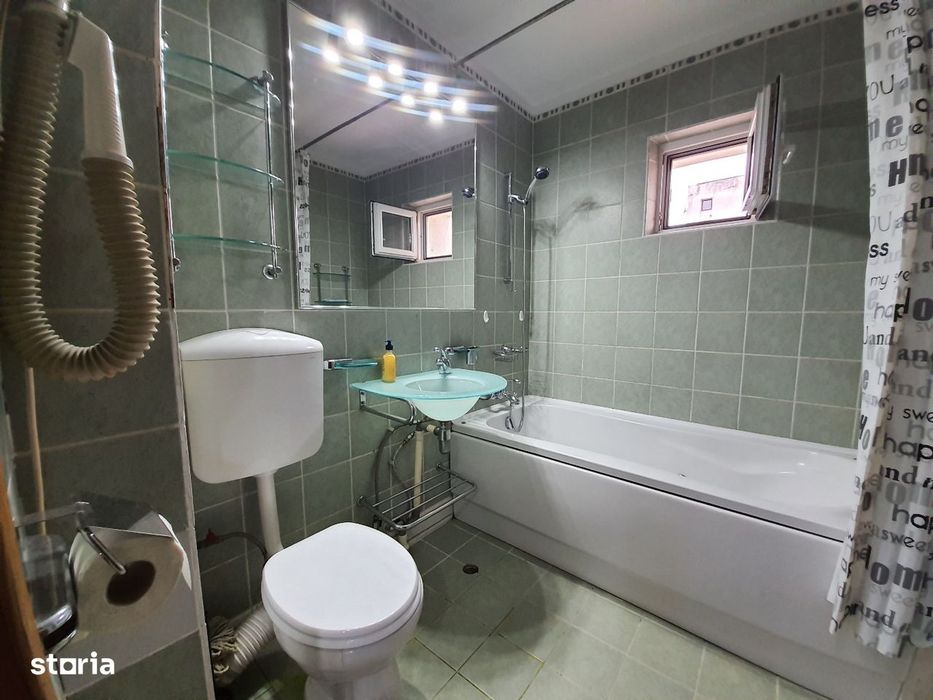 Apartament 3 Camere Unirii-M. Voda-Camera De Comert
