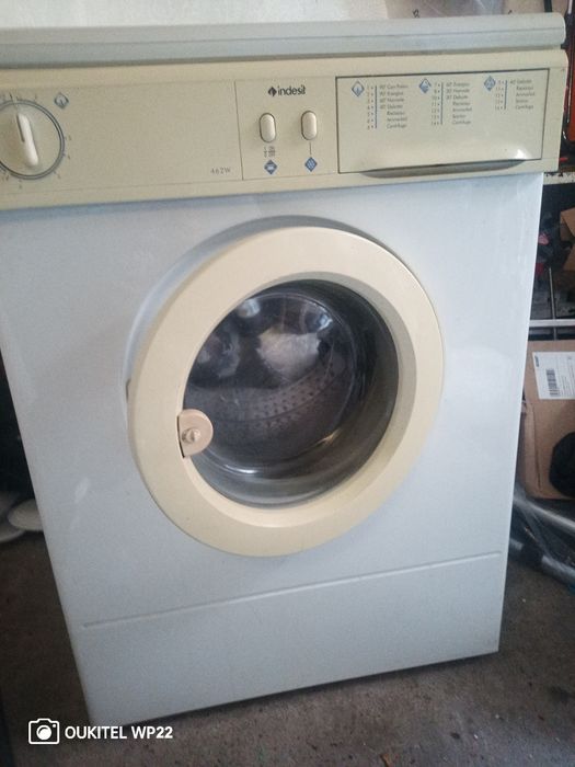 Пералня Индезит.