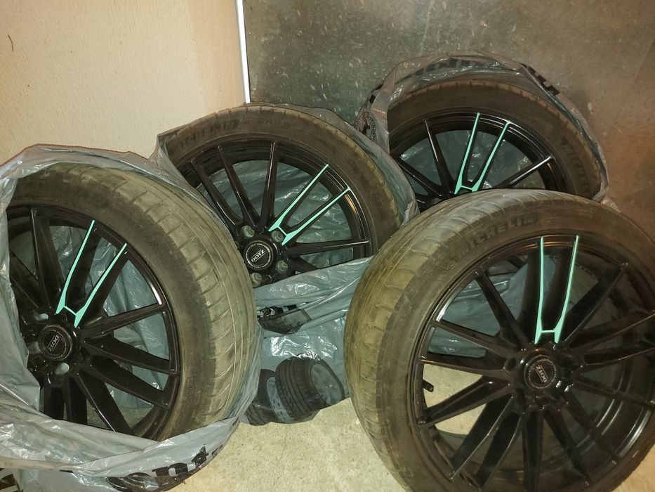 Set jante aliaj DOTZ + anvelope vară MICHELIN