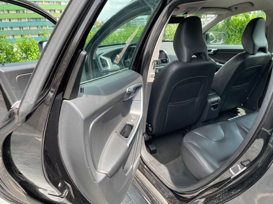 Volvo XC 60, Euro 6, Cutie automata Aisin 8+1