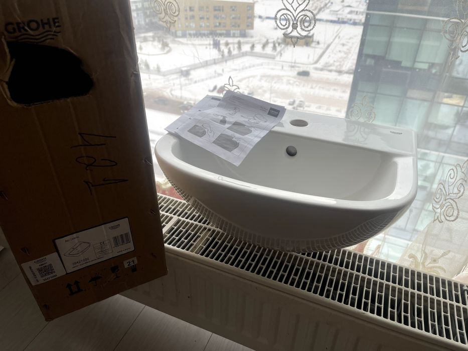 Раковина Grohe Bau Ceramic