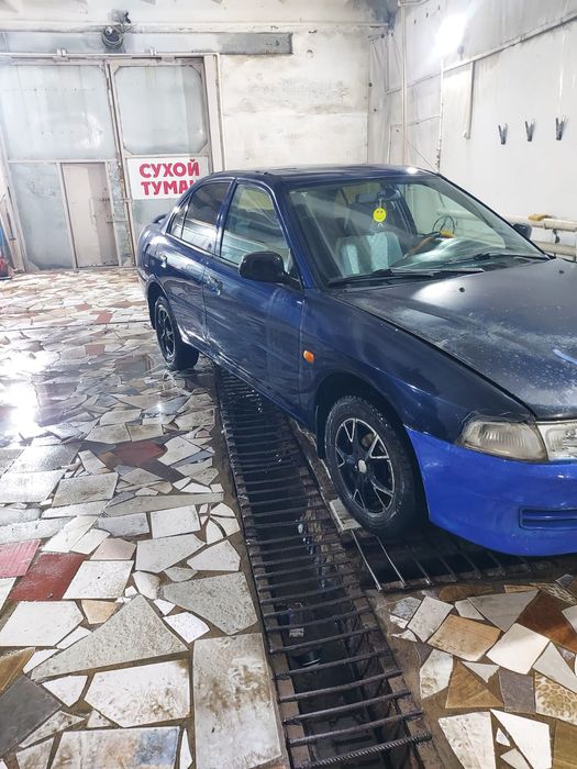 Митсубиси ланцер