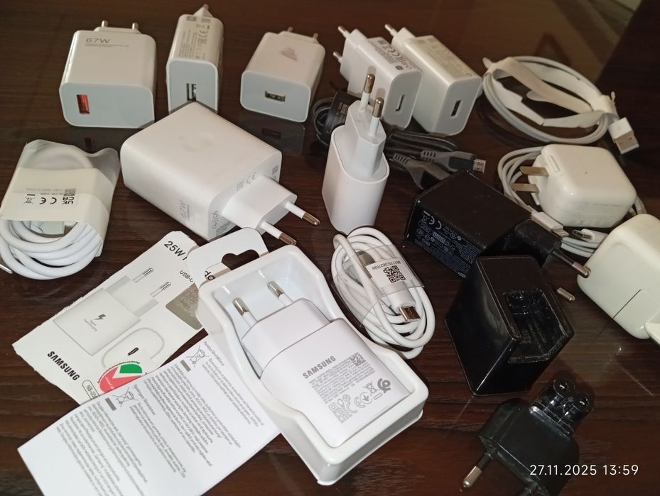Зарядники дела телефоны