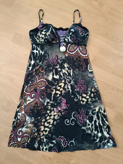 Нови дамски ежедневни рокли размер M и L