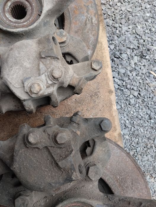 Цапфы в сборе гольф 3 Лукас.